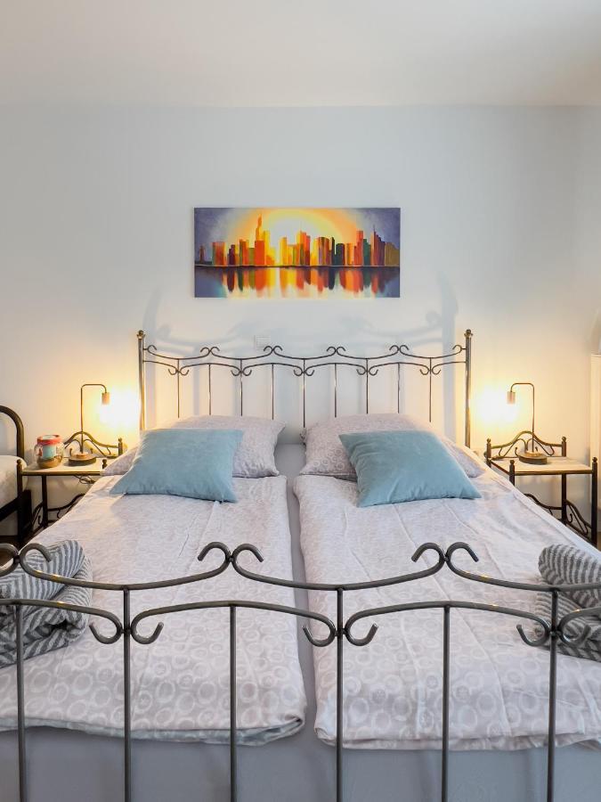 Schoene Helle & Gemuetliche Wohnung In Altstadtnaehe Erfurt Phòng bức ảnh