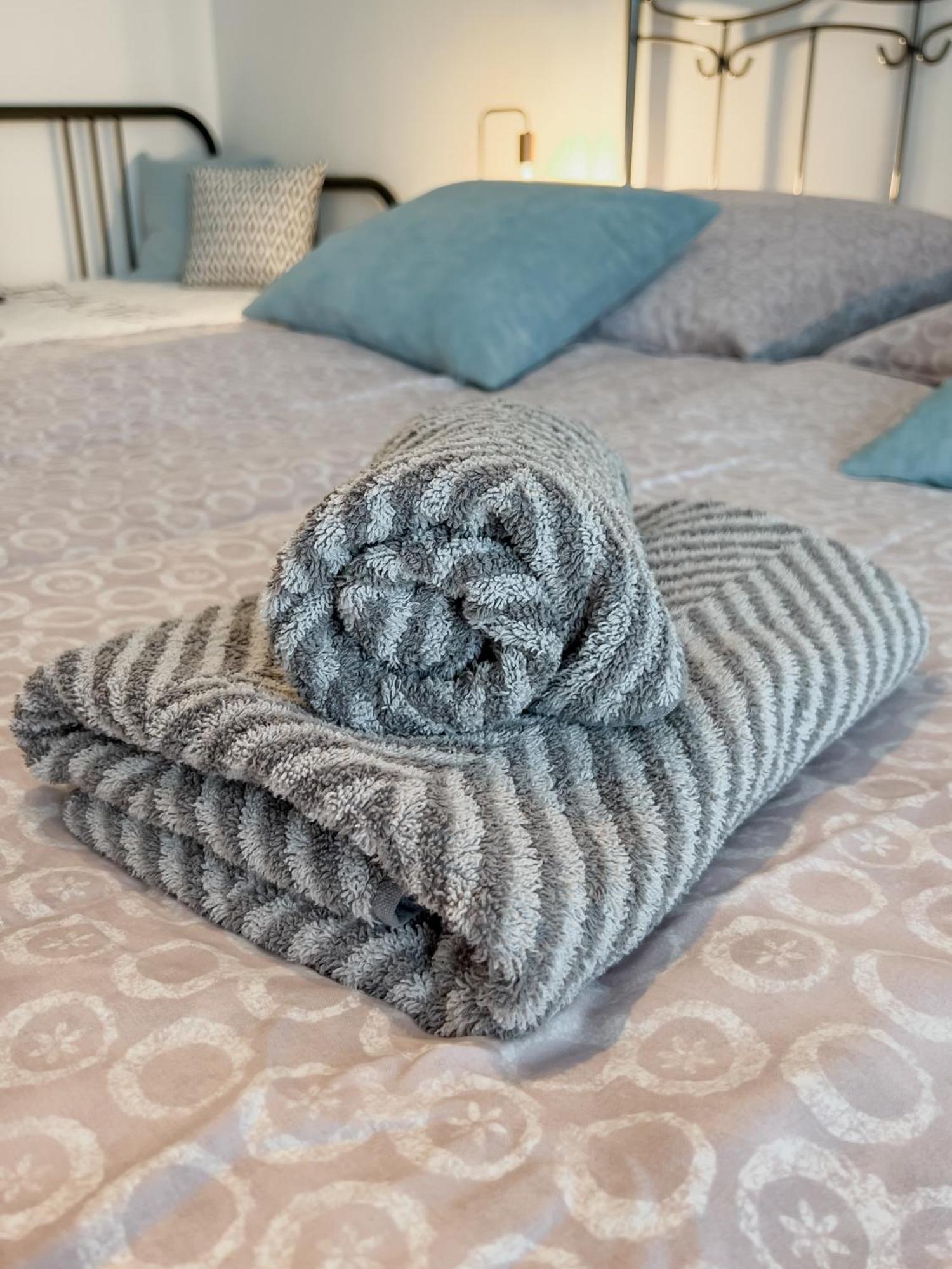 Schoene Helle & Gemuetliche Wohnung In Altstadtnaehe Erfurt Phòng bức ảnh